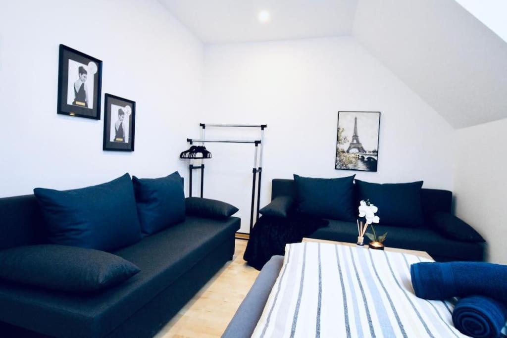 Comfy 4br With Terrace In Great Location Apartment *
