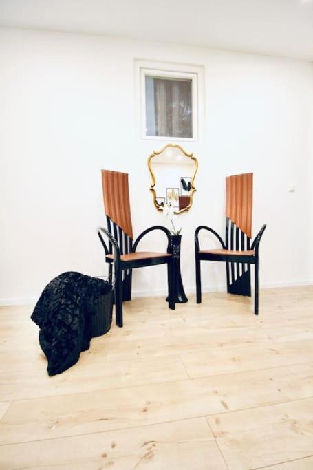 Comfy 4br With Terrace In Great Location Wien