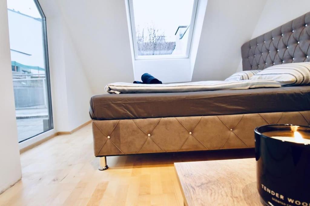 Comfy 4br With Terrace In Great Location Apartment *